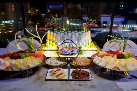 鄂尔多斯717酒吧招聘礼仪-职场逐梦广阔天地任你展风采